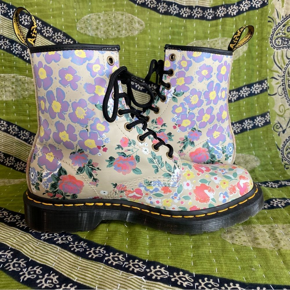 Dr Martens 1460 Parchment Beige Floral Mash up Leather Lace Up Boots Size 8 - Picture 6 of 8
